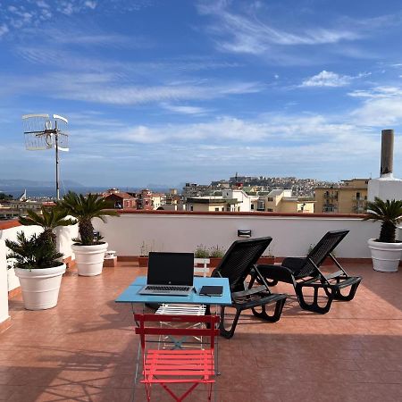 شقة Terrazza Lieti نابولي المظهر الخارجي الصورة