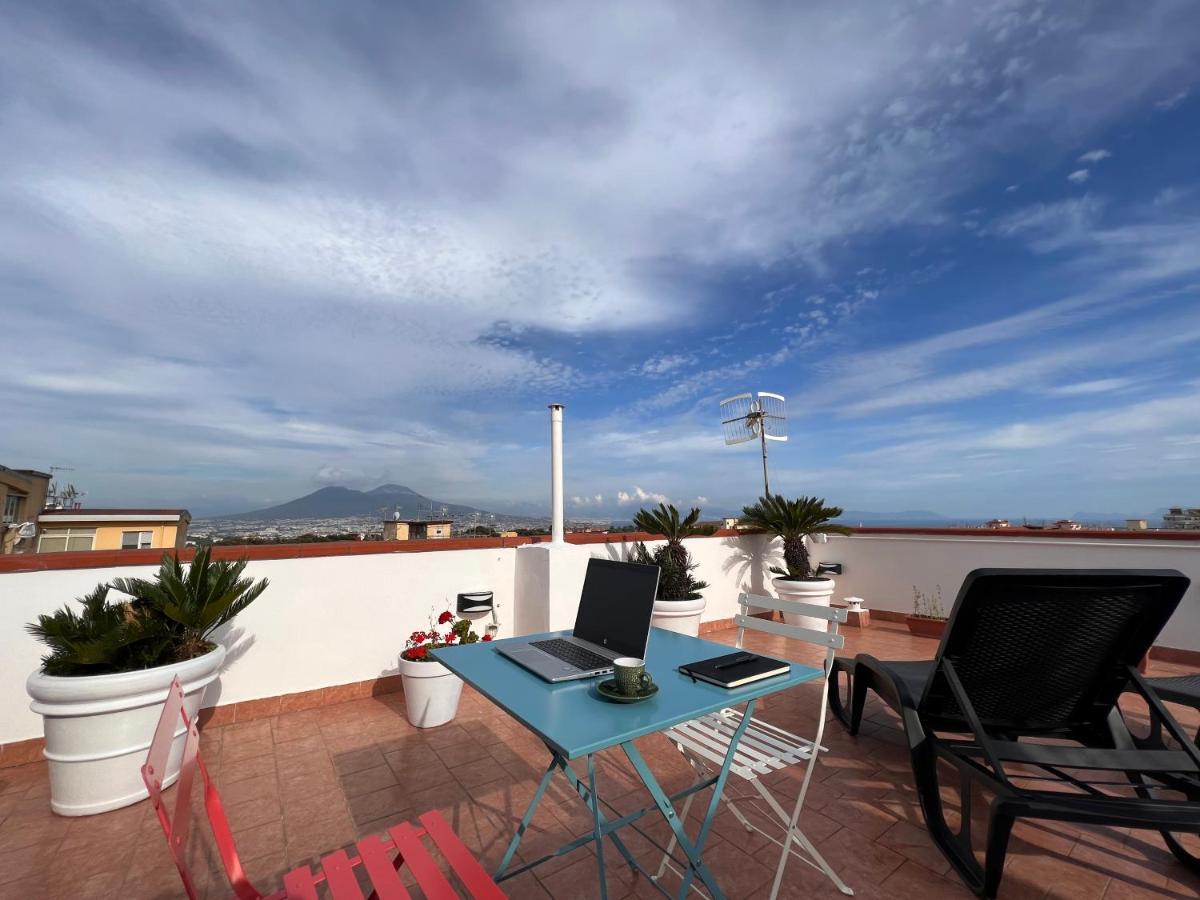 شقة Terrazza Lieti نابولي المظهر الخارجي الصورة