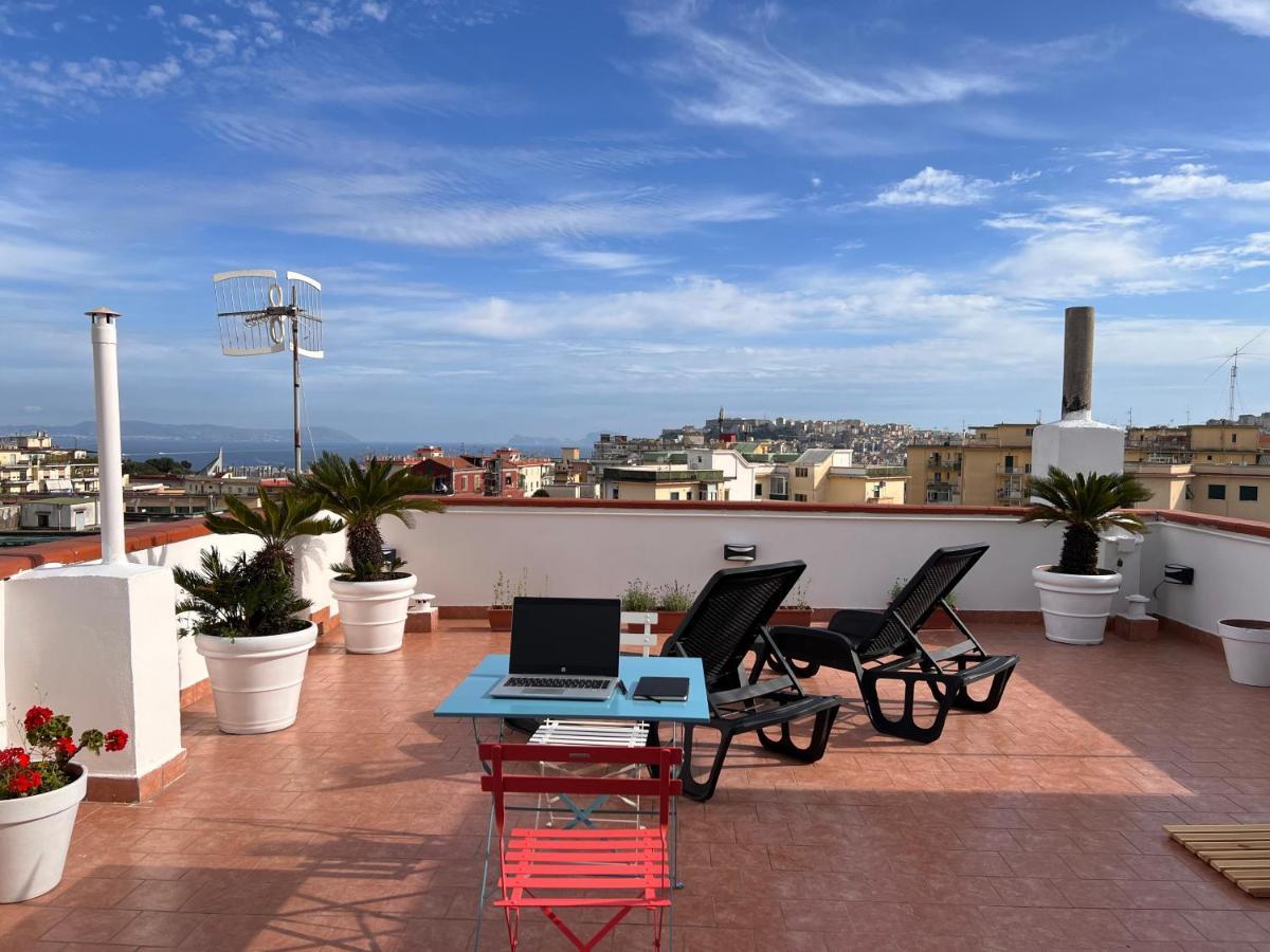 شقة Terrazza Lieti نابولي المظهر الخارجي الصورة