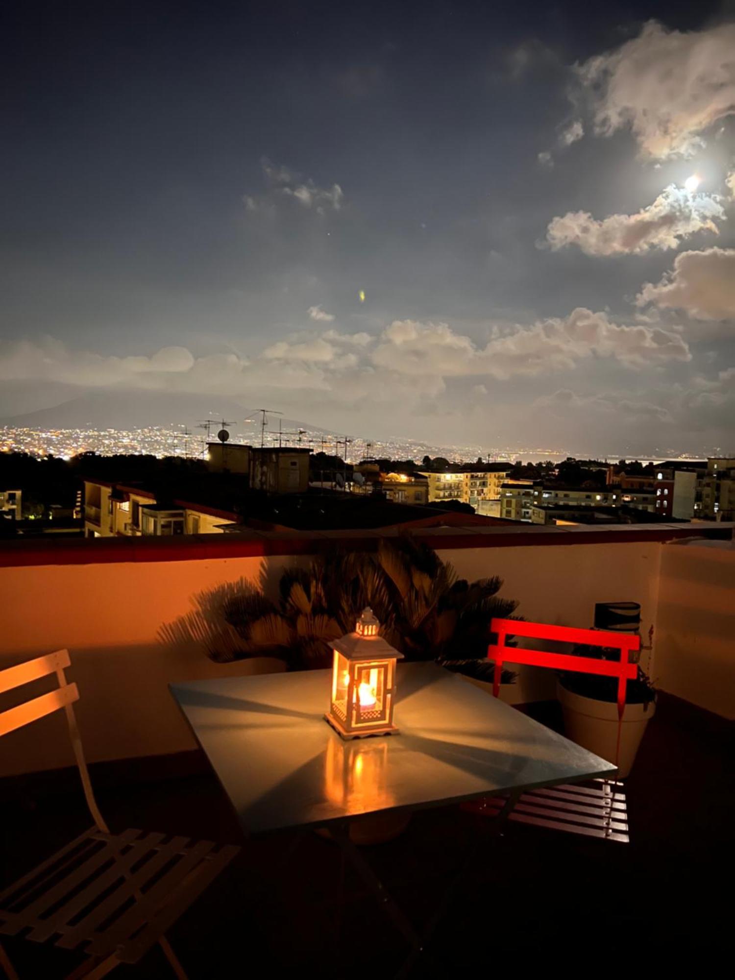 شقة Terrazza Lieti نابولي المظهر الخارجي الصورة